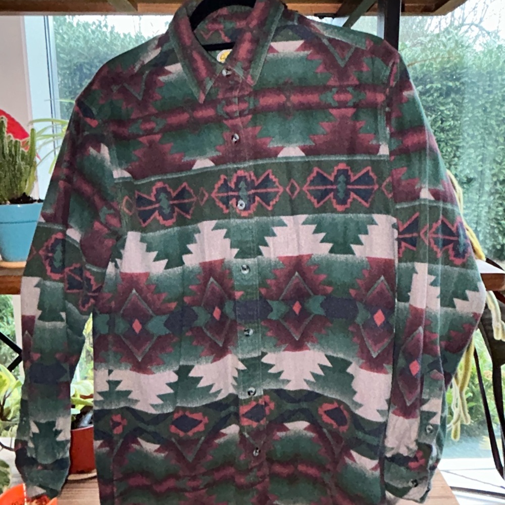 Cabela's Green Burgundy Cream Aztec Pattern Women's Button-Up